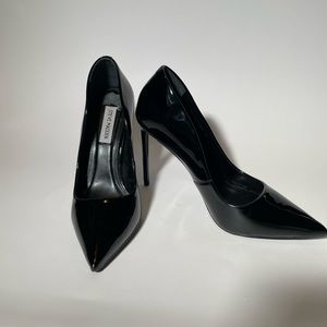 Steve Madden Vala patent leather black stiletto heels sz 8